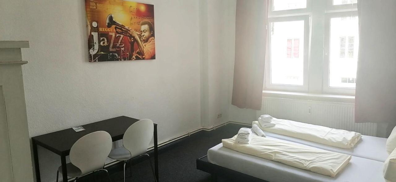 Cvjm Hotel Am Dom لوبيك المظهر الخارجي الصورة